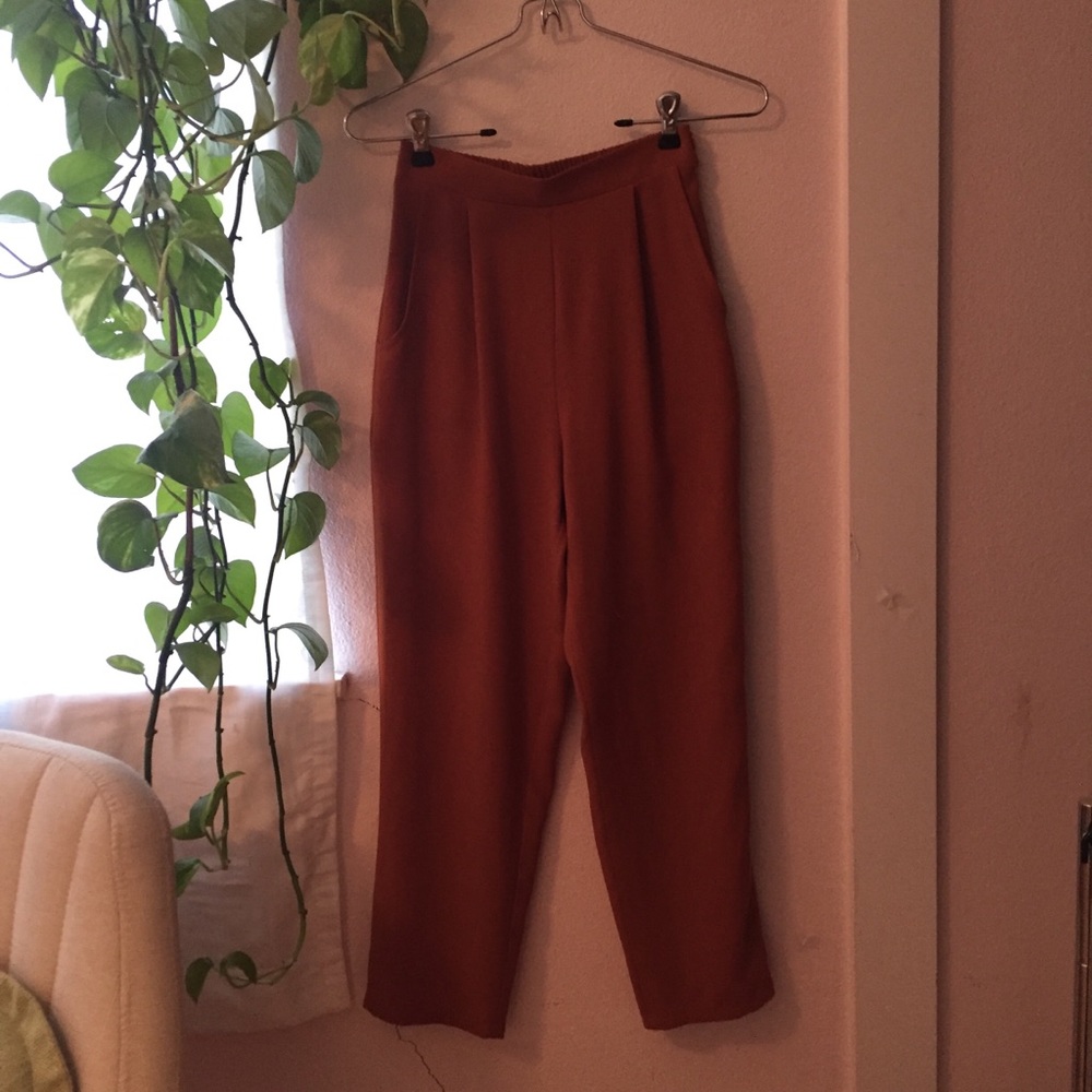 AA Orange cropped high rise pants